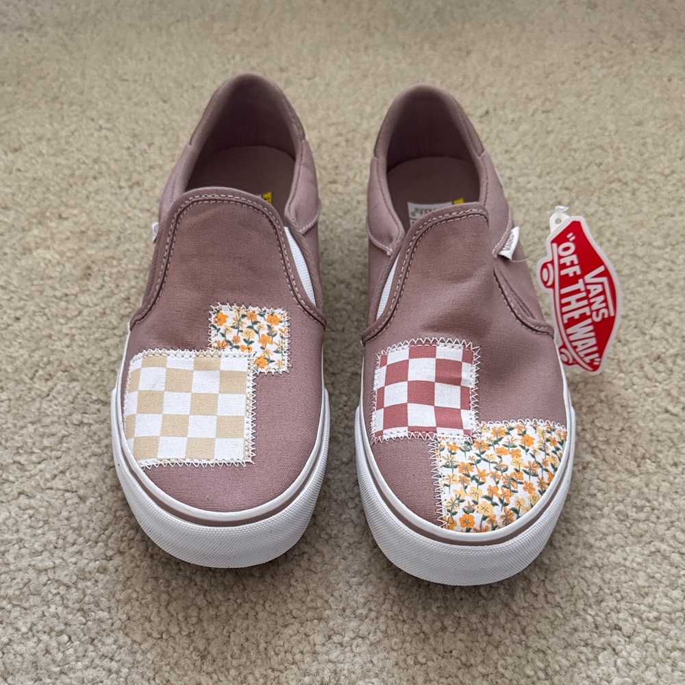 Vans Womens Patchwork Slip-On Sneakers - Tan/Multi color. Women’s size 9.5 NWOB